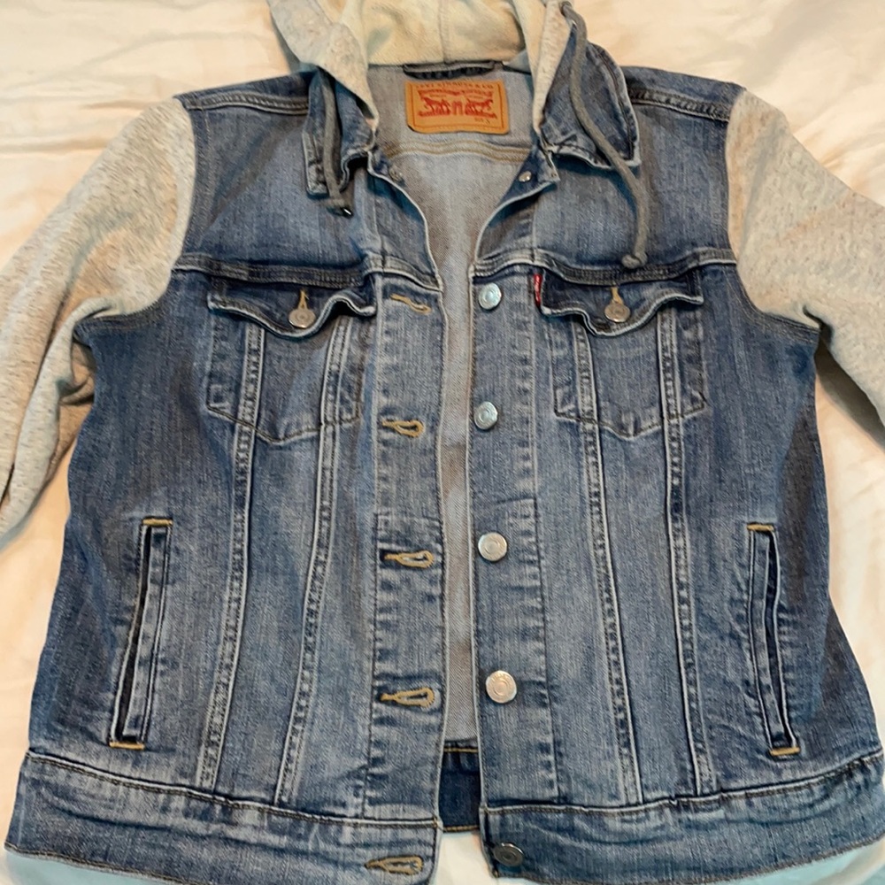 Levis Denim trucker/hoodie jacket